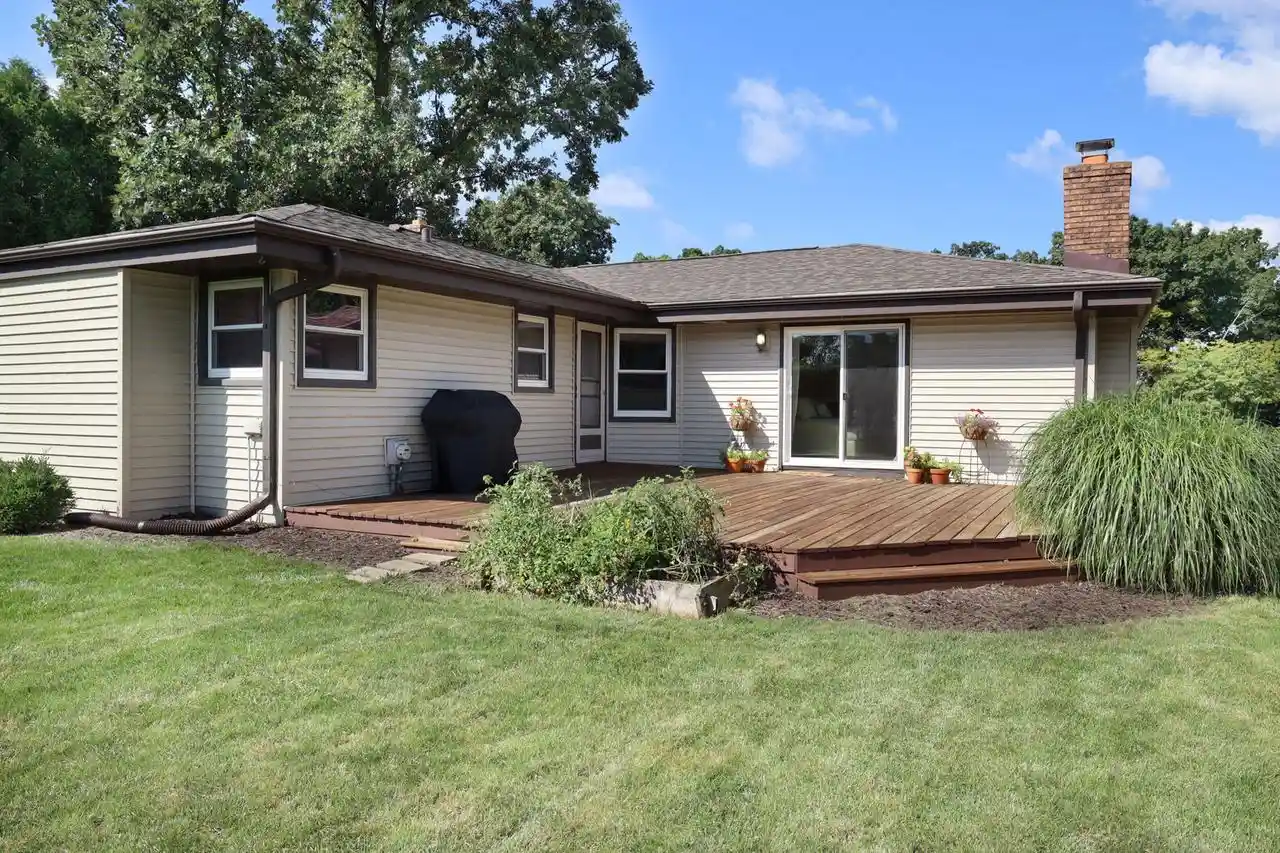 Photo 4 of Single family home for sale at 5000 S 65Th Street Street, Greenfield, WI 53220 | MLS# 1978219 | Listing updated on 2026-09-08