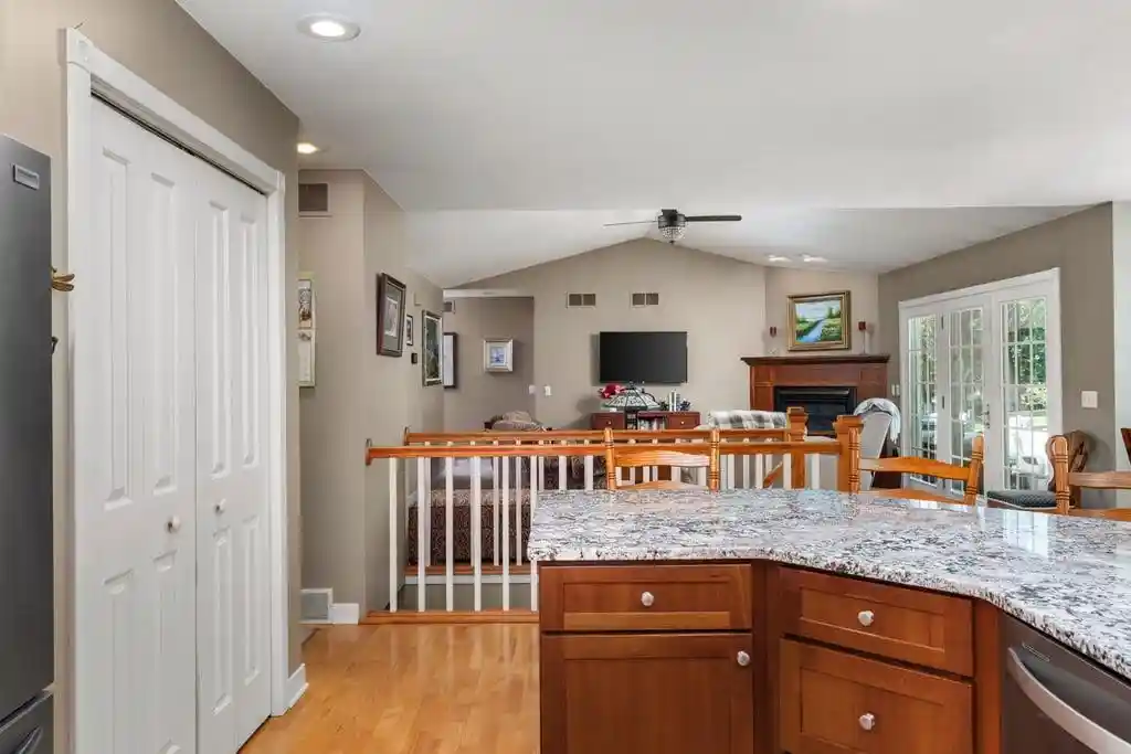 Photo 4 of Single family home for sale at 1417 Ridgeview Dr Dr, Reedsburg, WI 53959 | MLS# 2031507 | Listing updated on 2026-09-22