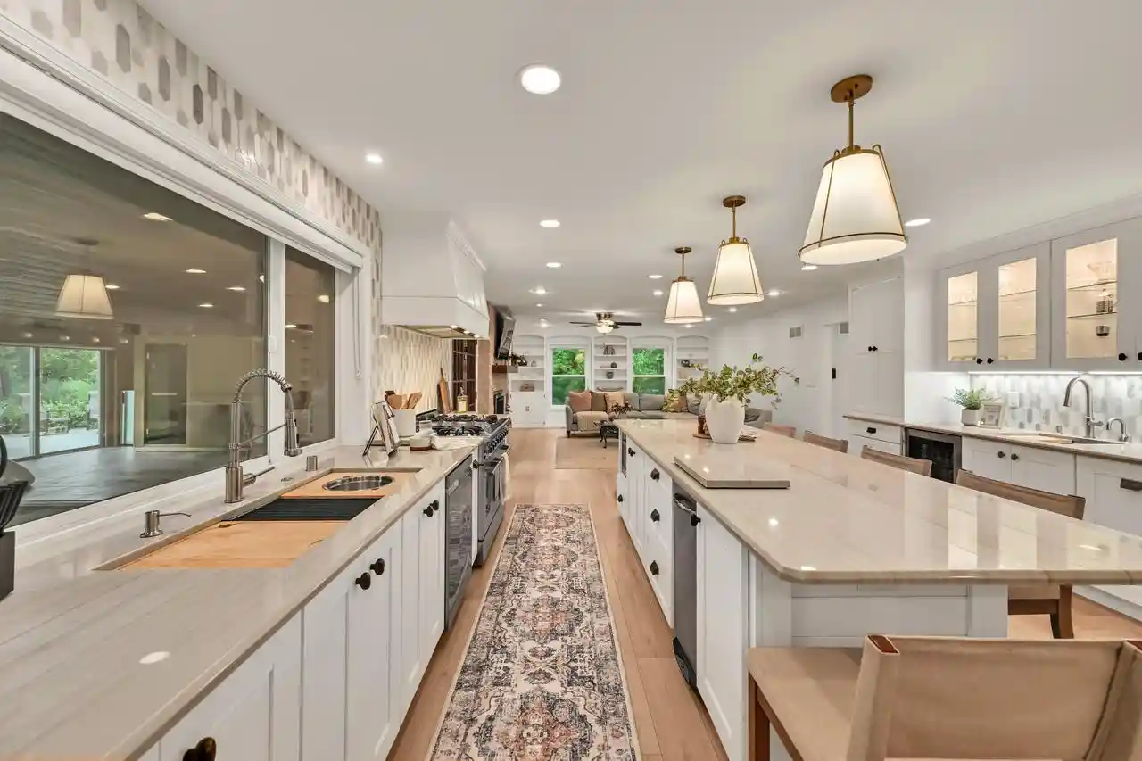 Photo 3 of Single family home for sale at 10270 N Range Line Ct, Mequon, WI 53092 | MLS# 1978221 | Listing updated on 2026-09-19