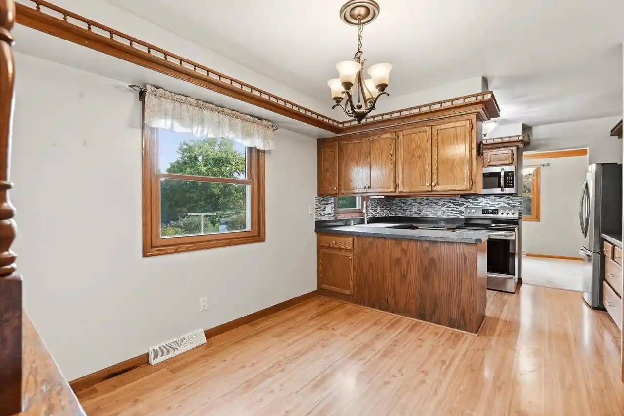 Photo 3 of Single family home for sale at S69w32666 Westgate Dr Dr, Mukwonago, WI 53149 | MLS# 1978232 | Listing updated on 2026-09-01