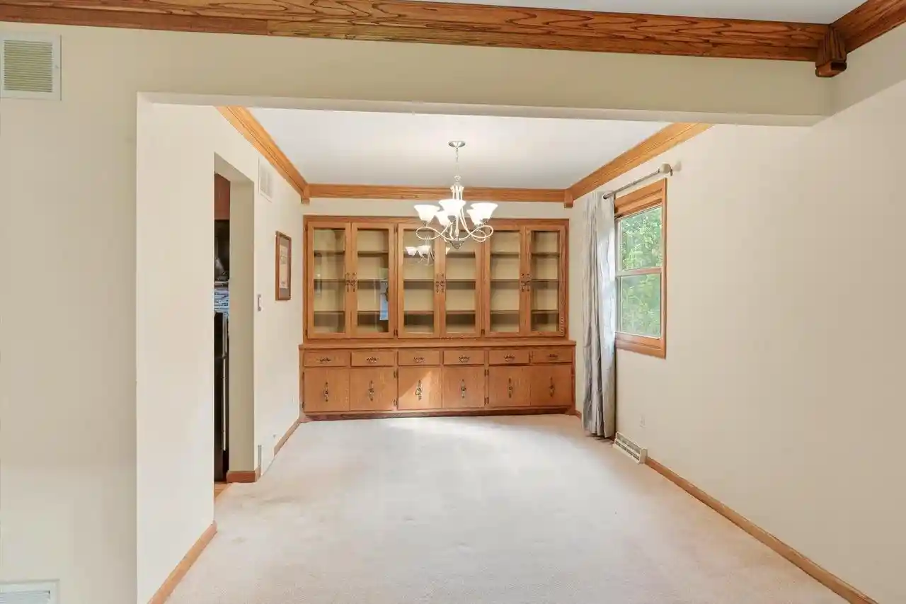 Photo 3 of Single family home for sale at S69W32666 Westgate Dr Dr, Mukwonago, WI 53149 | MLS# 1978232 | Listing updated on 2026-09-01