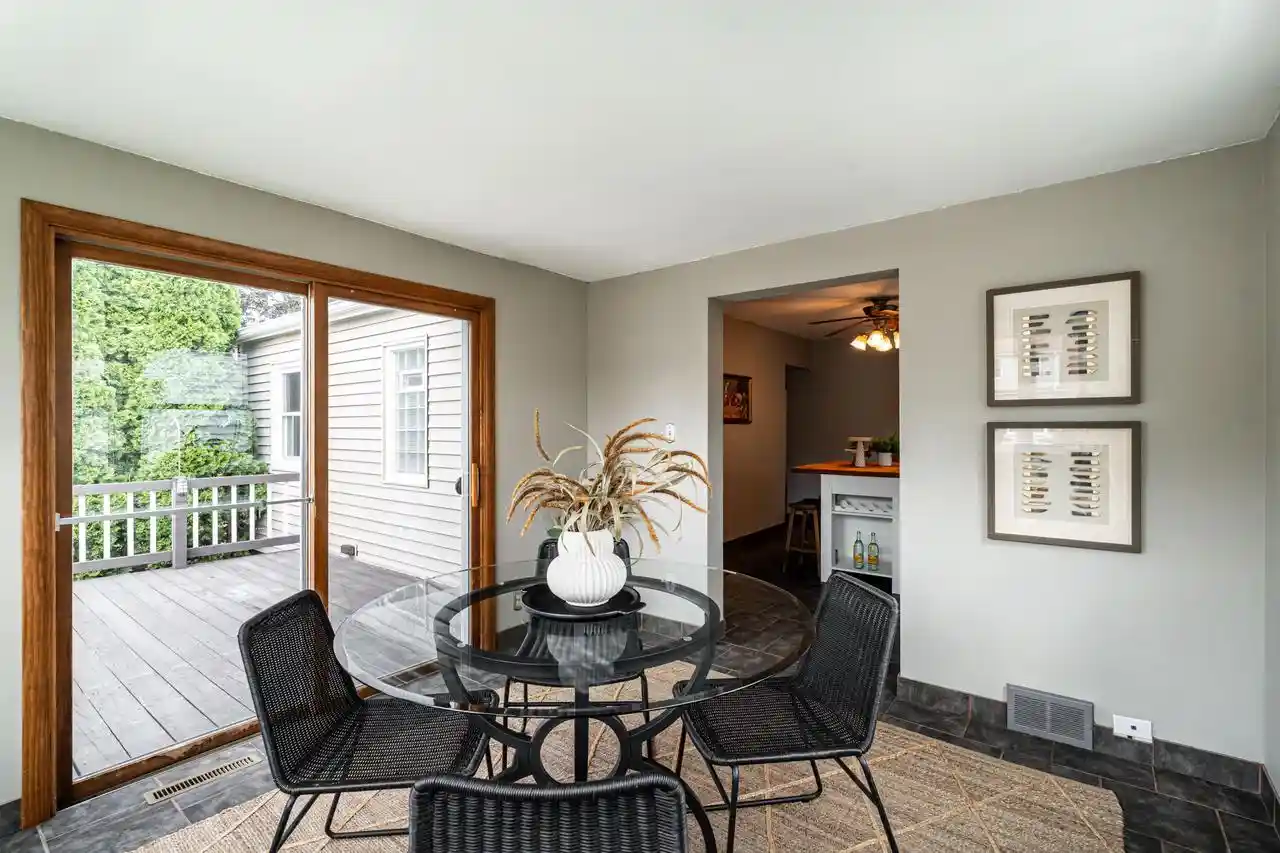 Photo 4 of Single family home for sale at 4917 N Mohawk Ave, Glendale, WI 53217 | MLS# 1978233 | Listing updated on 2026-09-17