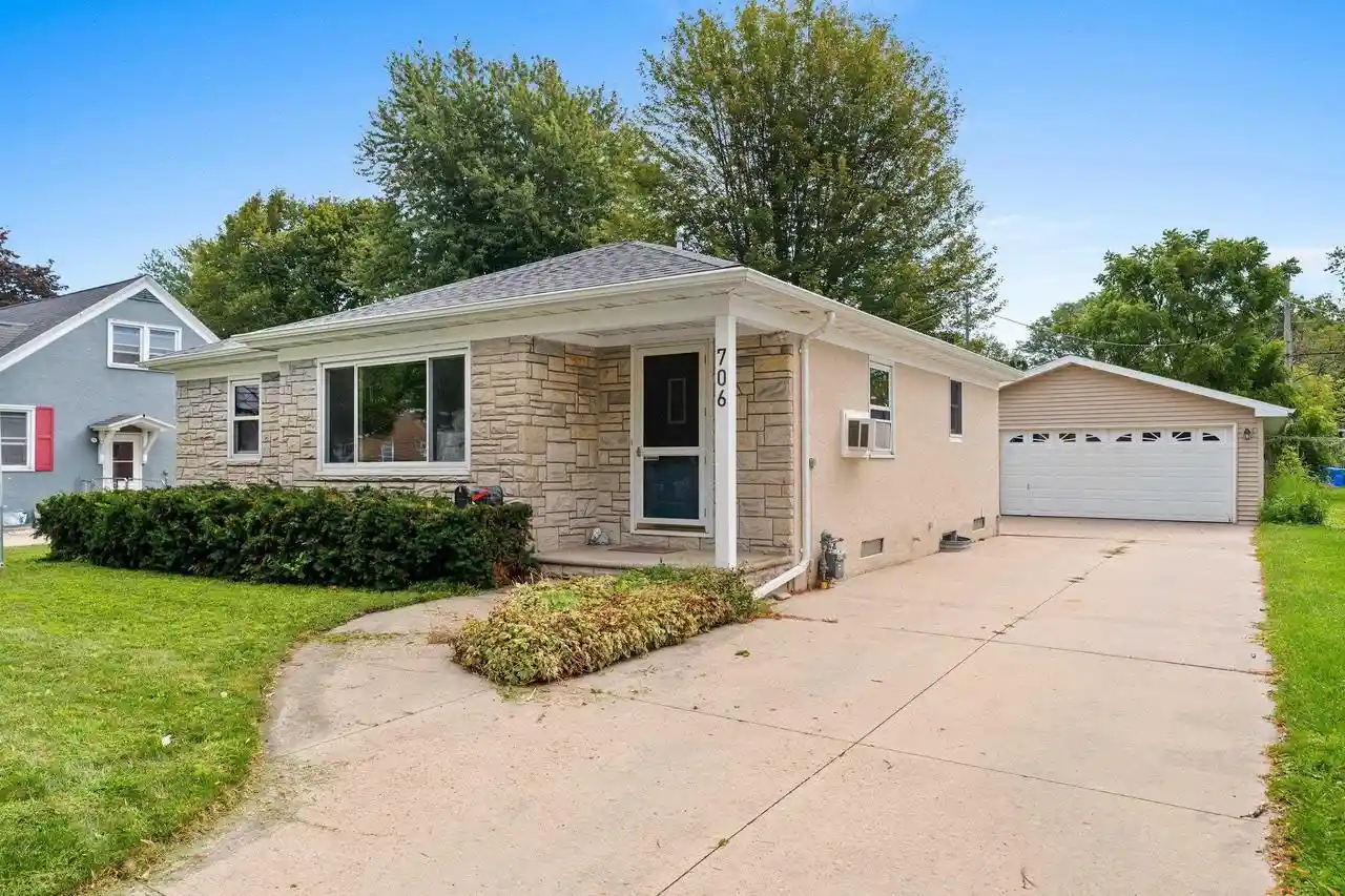 Photo 1 of Single family home for sale at 706 Roy Avenue Avenue, Green Bay, WI 54303 | MLS# 50331826 | Listing updated on 2026-09-11