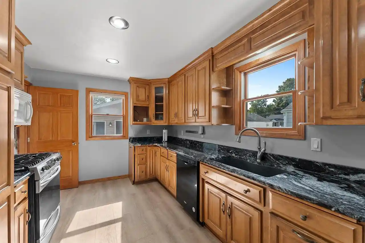 Photo 3 of Single family home for sale at 706 Roy Avenue Avenue, Green Bay, WI 54303 | MLS# 50331826 | Listing updated on 2026-09-11