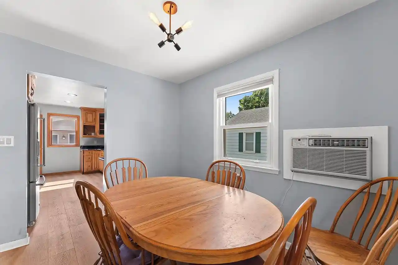 Photo 4 of Single family home for sale at 706 Roy Avenue Avenue, Green Bay, WI 54303 | MLS# 50331826 | Listing updated on 2026-09-11