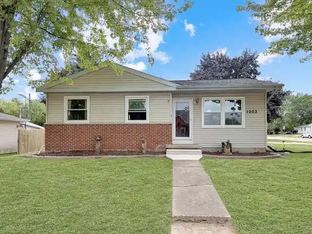 Photo 1 of Single family home for sale at 1003 Meadow Lane Lane, Neenah, WI 54956 | MLS# 50331811 | Listing updated on 2026-08-31