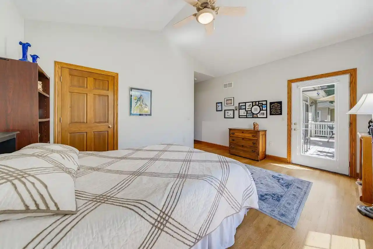 Photo 4 of Condo for sale at 273 Cardinal Lane Lane, Hartland, WI 53029 | MLS# 1978244 | Listing updated on 2026-09-17