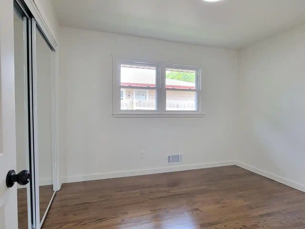 Photo 3 of Single family home for sale at 6925 N Darien Street Street, Milwaukee, WI 53209 | MLS# 1978241 | Listing updated on 2026-09-11