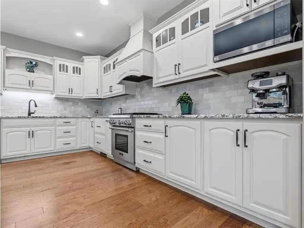 Photo 2 of Single family home for sale at 4766 S Oakwood Hills Parkway Parkway, Eau Claire, WI 54701 | MLS# 7135060 | Listing updated on 2026-09-17