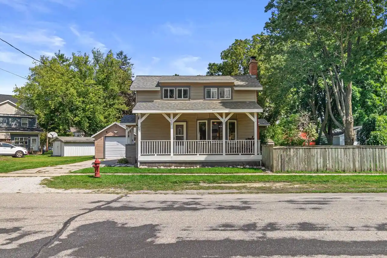 Photo 1 of Single family home for sale at 320 N Fourth Street Street, Palmyra, WI 53156 | MLS# 1978243 | Listing updated on 2026-10-03