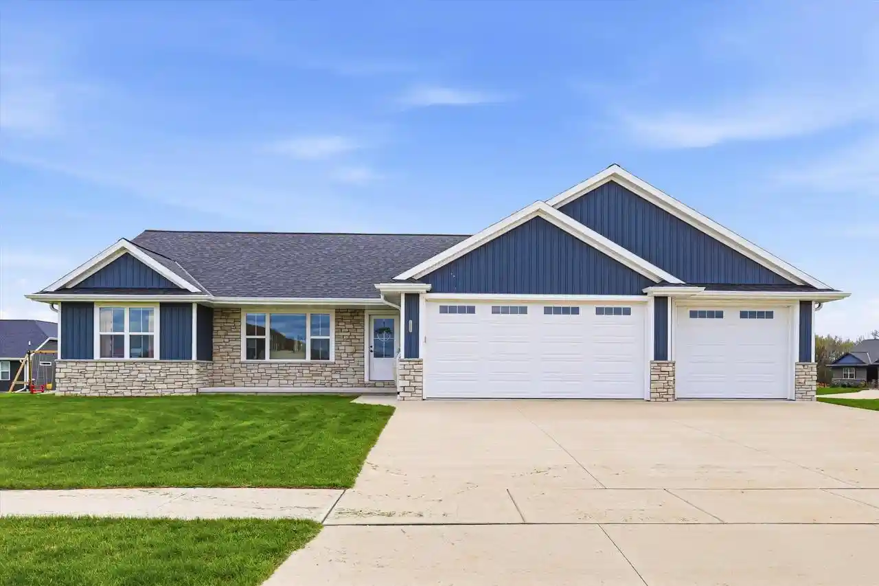 Photo 1 of Single family home for sale at 2359 Tigerwood Trail Trail, De Pere, WI 54115 | MLS# 50331835 | Listing updated on 2026-09-30