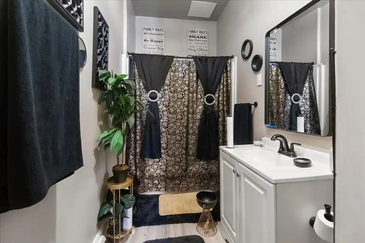 Photo 3 of Multi family home for sale at 2829 W Juneau Avenue Avenue #2831, Milwaukee, WI 53208 | MLS# 1978246 | Listing updated on 2026-09-10