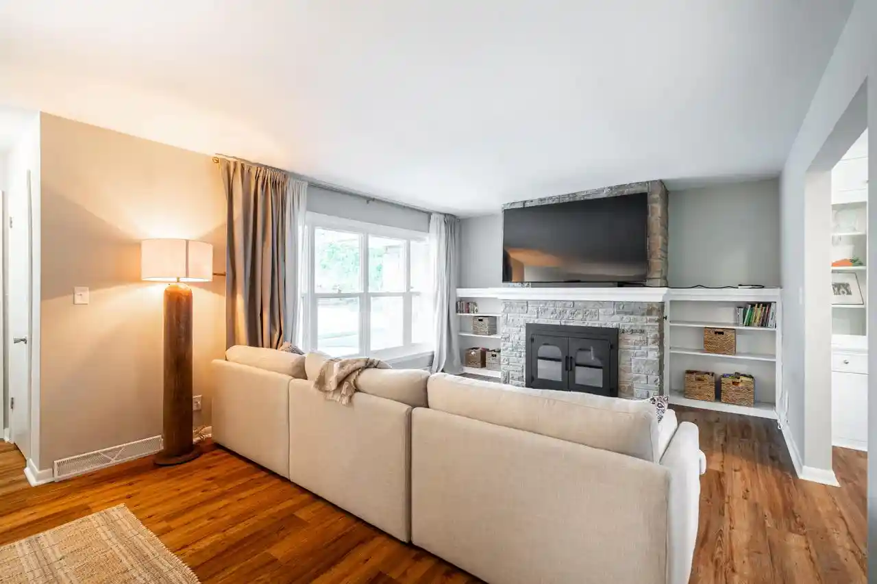 Photo 2 of Single family home for sale at 10321 W Manitoba St, Milwaukee, WI 53227 | MLS# 1978249 | Listing updated on 2026-09-08
