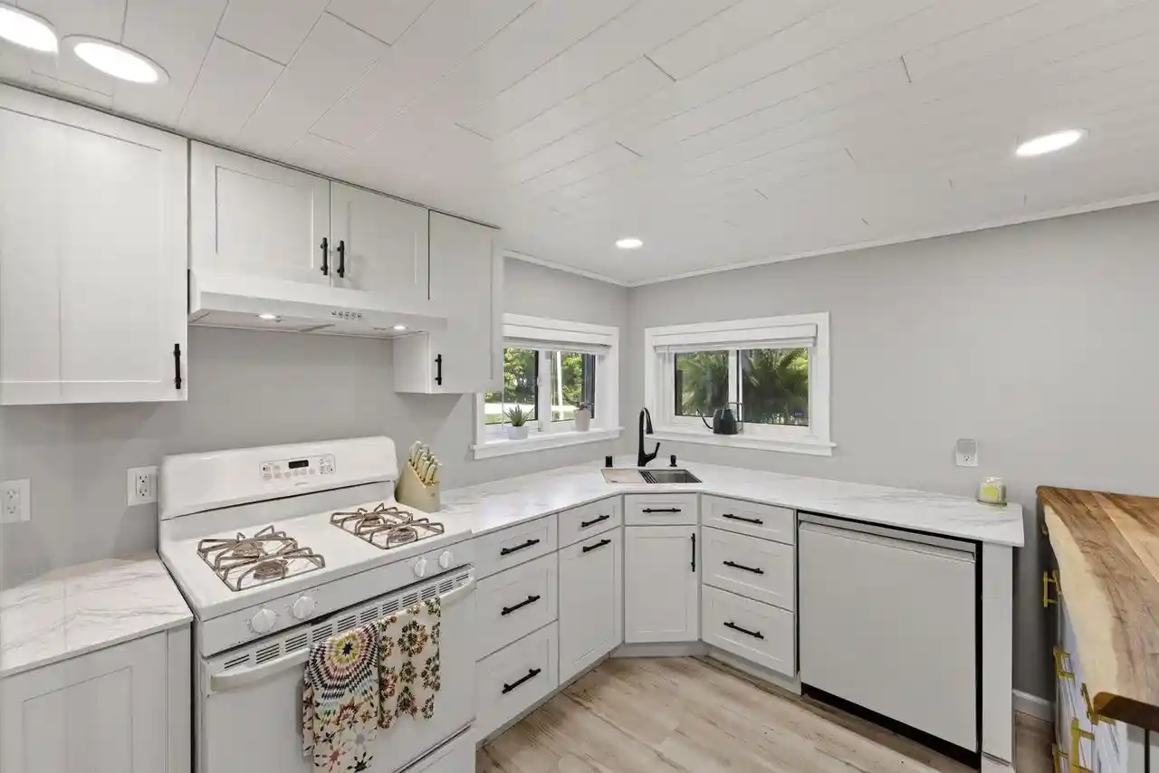 Photo 3 of Single family home for sale at W6219 Bush Rd, Pardeeville, WI 53954 | MLS# 2031523 | Listing updated on 2026-09-18