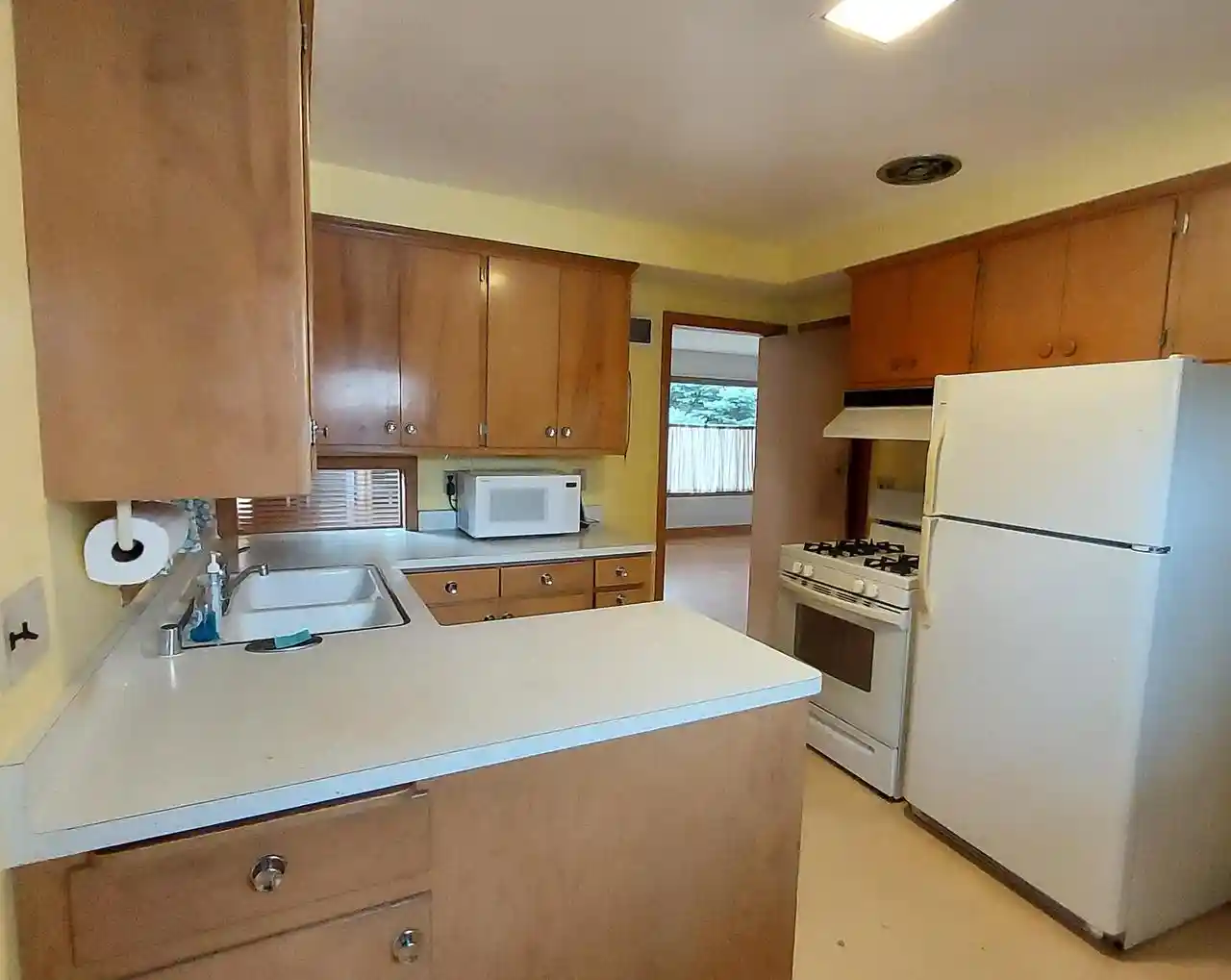 Photo 2 of Single family home for sale at 700 E Chateau Pl, Milwaukee, WI 53217 | MLS# 1978252 | Listing updated on 2026-09-09