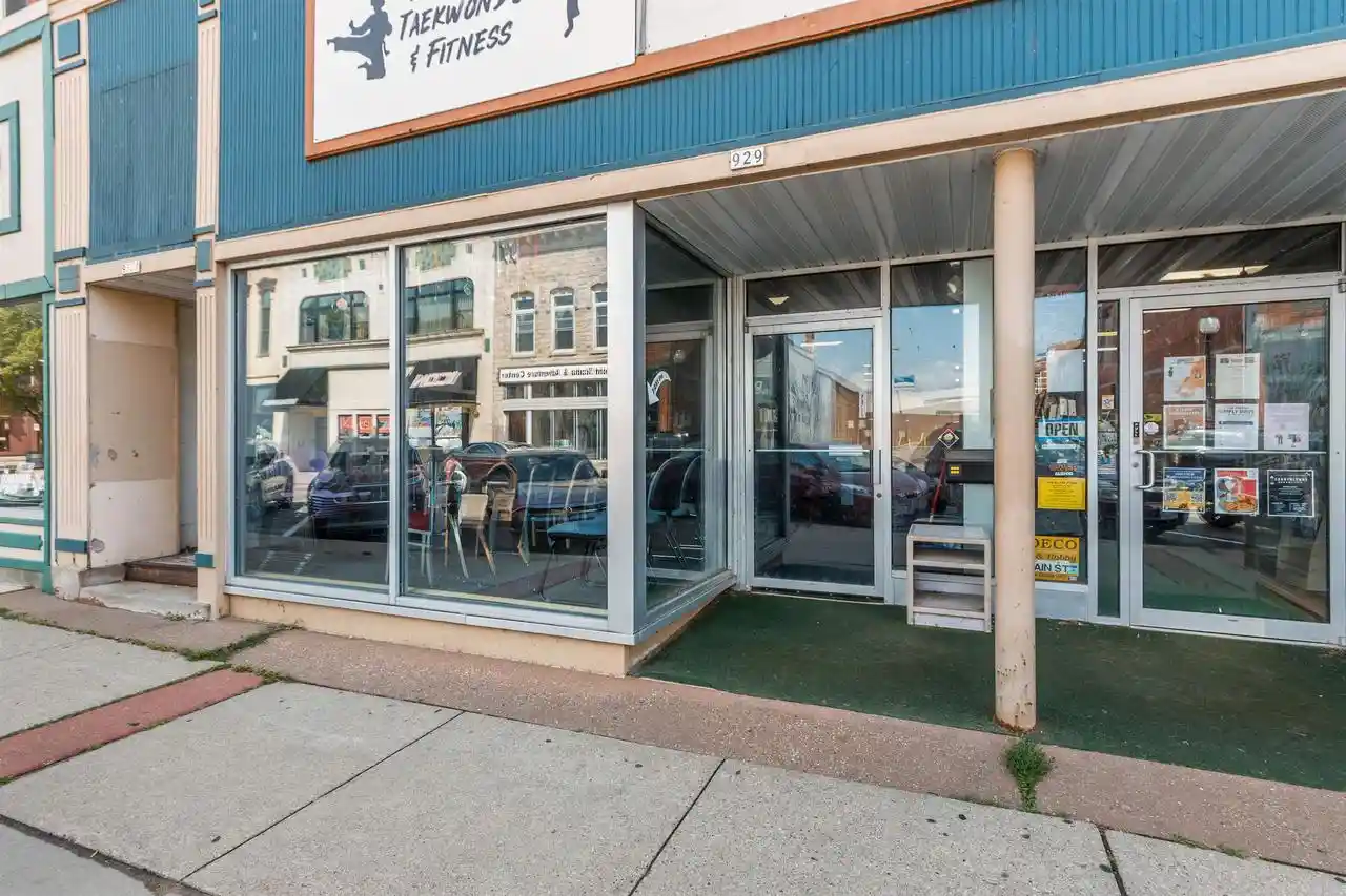 Listing Photo 5 - Condo for sale in building located at 927 - 929 - 933 Main St St, Stevens Point, WI 54481 - Unit #1314 Third Street