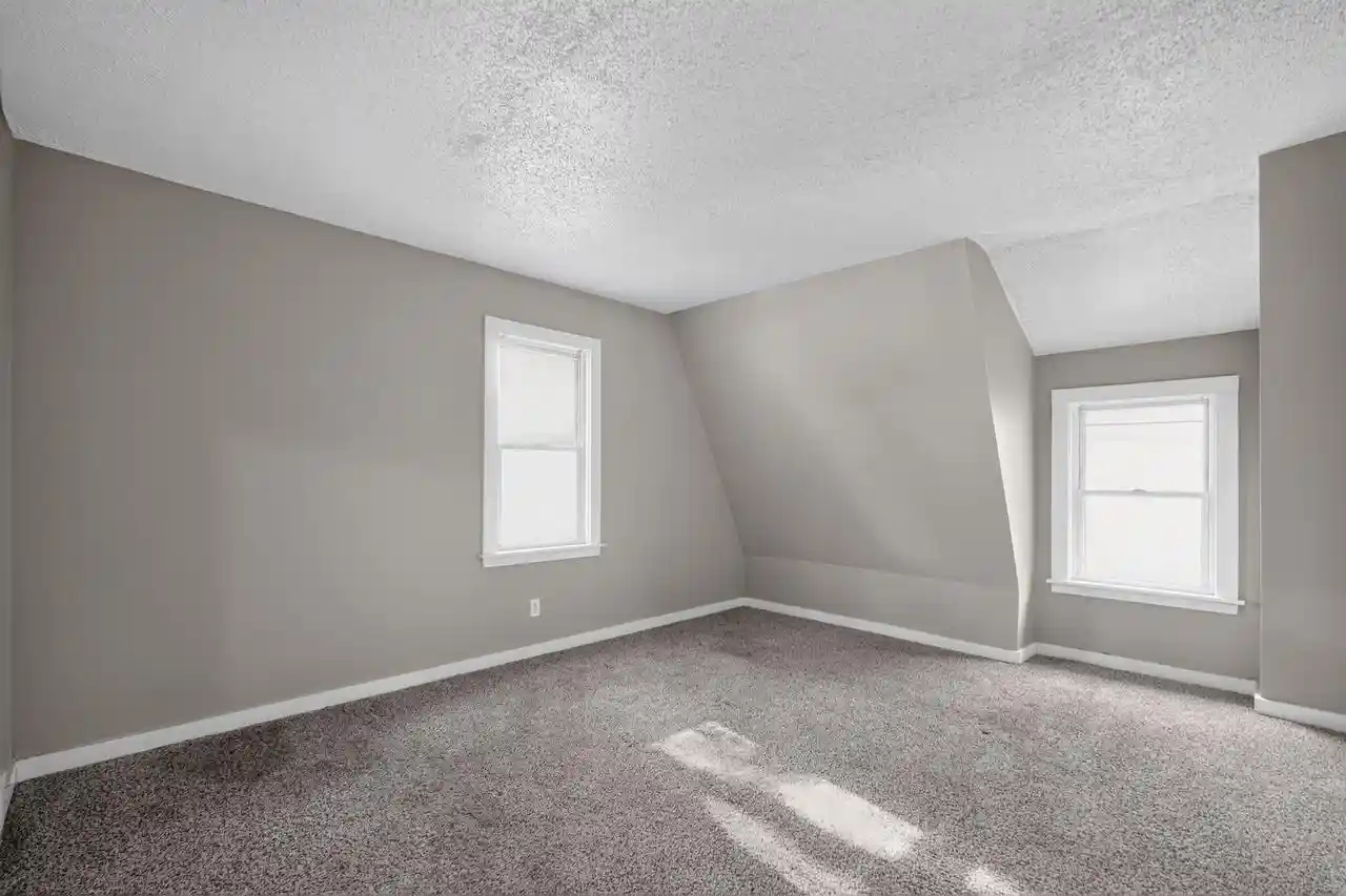 Photo 3 of Sale Pending at 4727 N 22Nd Street Street, Milwaukee, WI 53209 | MLS# 1978267 | Listing updated on 2026-09-10