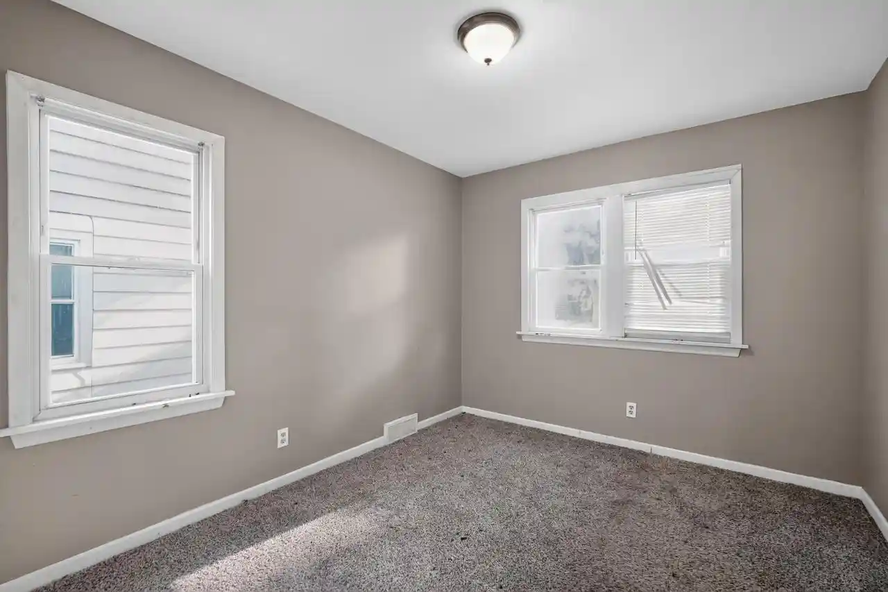 Photo 4 of Sale Pending at 4727 N 22Nd Street Street, Milwaukee, WI 53209 | MLS# 1978267 | Listing updated on 2026-09-10