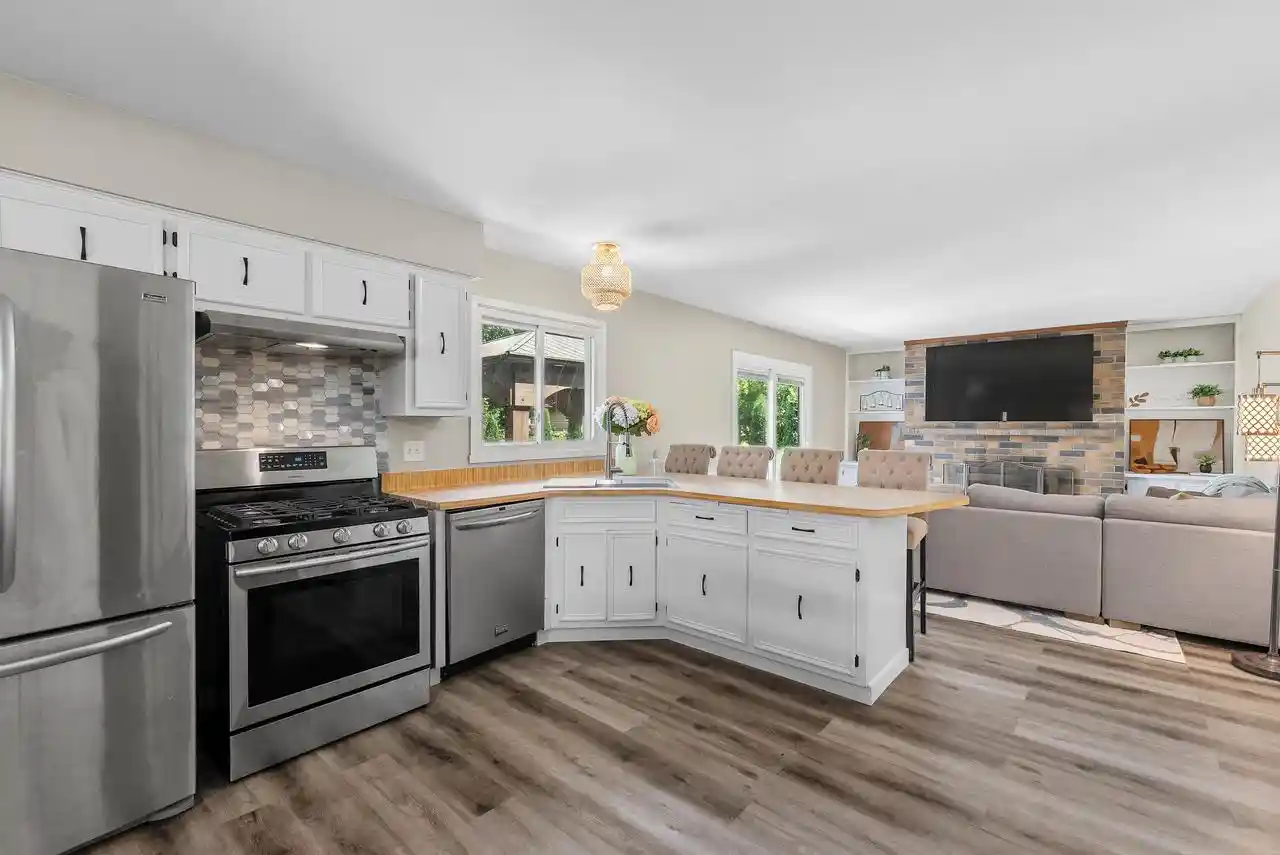 Photo 3 of Single family home for sale at 3802 W Tupelo Street Street, Milwaukee, WI 53209 | MLS# 1978280 | Listing updated on 2026-09-02