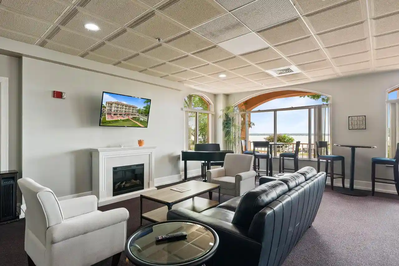 Listing Photo 63 - Condo for sale in 335 Wrigley Dr Dr located at 335 Wrigley Dr Dr, Lake Geneva, WI 53147 - Unit #413