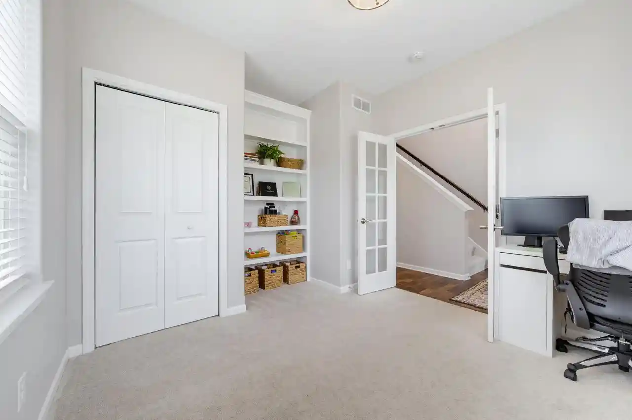 Photo 4 of Single family home for sale at 2851 Crosswinds Dr, Racine, WI 53403 | MLS# 1978291 | Listing updated on 2026-09-23