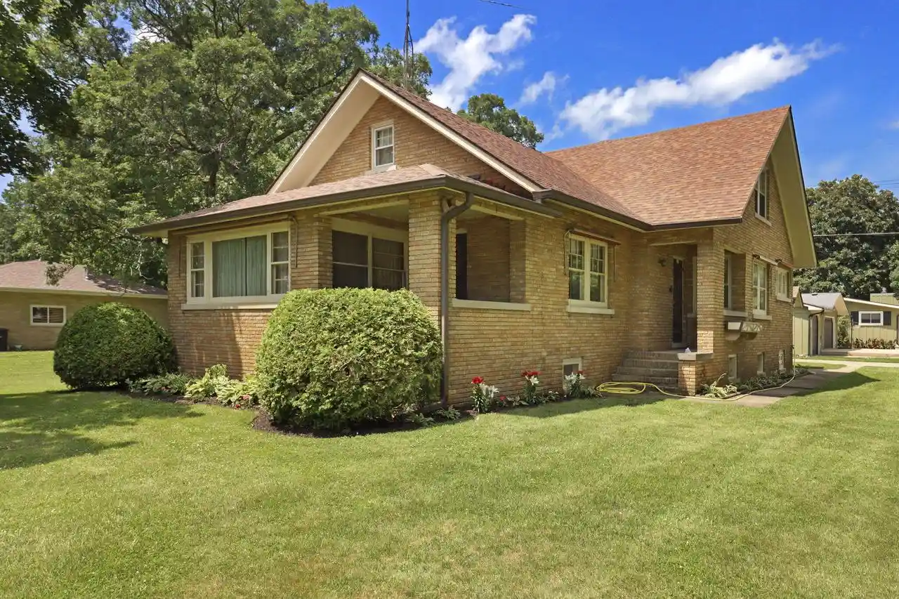 Photo 1 of Single family home for sale at 226 S 2nd Street Street, Silver Lake, WI 53170 | MLS# 1978298 | Listing updated on 2026-08-31