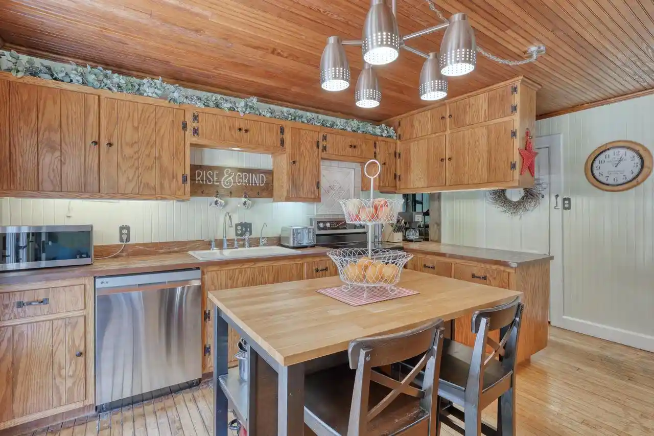 Photo 2 of Single family home for sale at 2831 Hwy 83, Hartland, WI 53029 | MLS# 1978304 | Listing updated on 2026-09-22