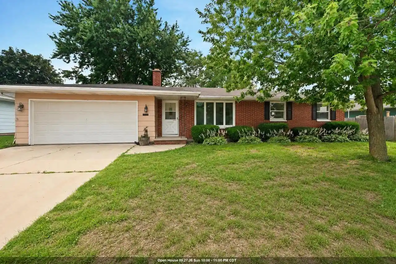 Photo 1 of Single family home for sale at 2320 Manitowoc Road Road, Green Bay, WI 54311 | MLS# 50331854 | Listing updated on 2026-09-23