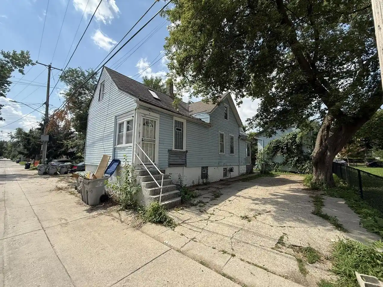 Photo 2 of Multi family home for sale at 2616 N Buffum Street Street #2618, Milwaukee, WI 53212 | MLS# 1978311 | Listing updated on 2026-08-28