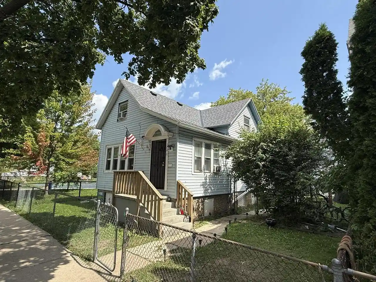 Photo 3 of Multi family home for sale at 2616 N Buffum Street Street #2618, Milwaukee, WI 53212 | MLS# 1978311 | Listing updated on 2026-08-28