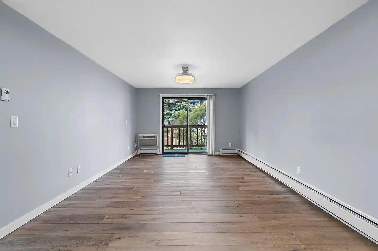 Listing Photo 35 - Condo for sale in 2686 Humboldt Rd Rd located at 2686 Humboldt Rd Rd, Green Bay, WI 54311 - Unit #10