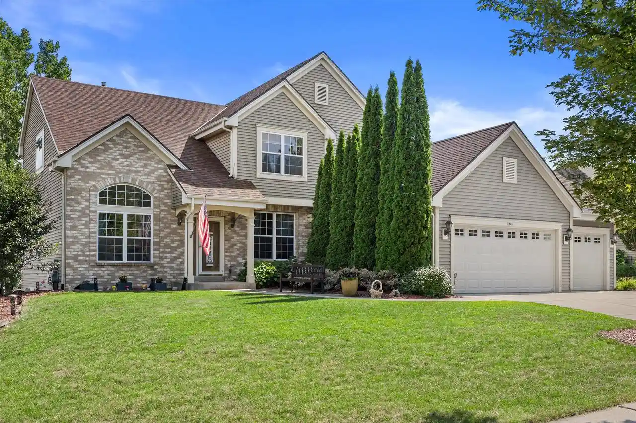Photo 1 of Single family home for sale at 1823 Deer Path, Waukesha, WI 53189 | MLS# 1978312 | Listing updated on 2026-10-20