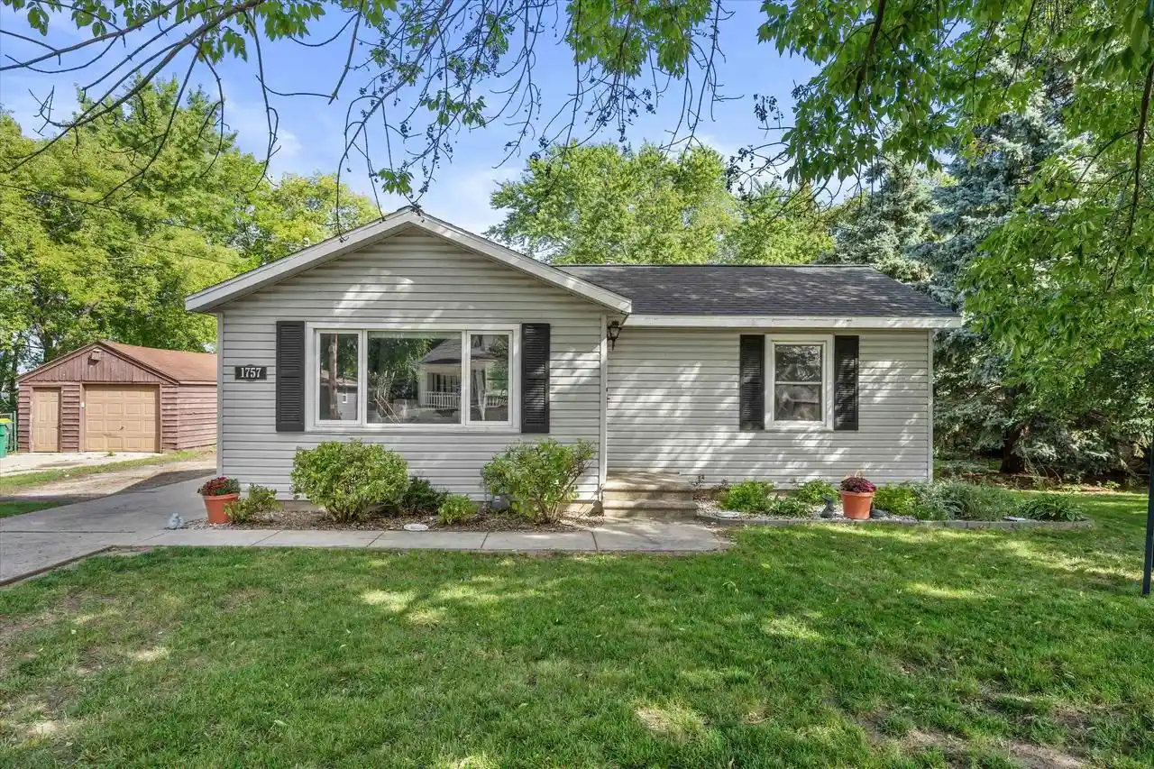 Photo 1 of Single family home for sale at 1757 Eastman Avenue Avenue, Green Bay, WI 54302 | MLS# 50331870 | Listing updated on 2026-09-02