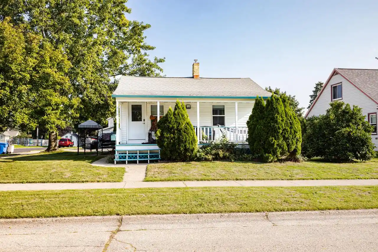 Photo 1 of Sale Pending at 416 O'connell Street Street, Watertown, WI 53094 | MLS# 1978318 | Listing updated on 2026-09-11