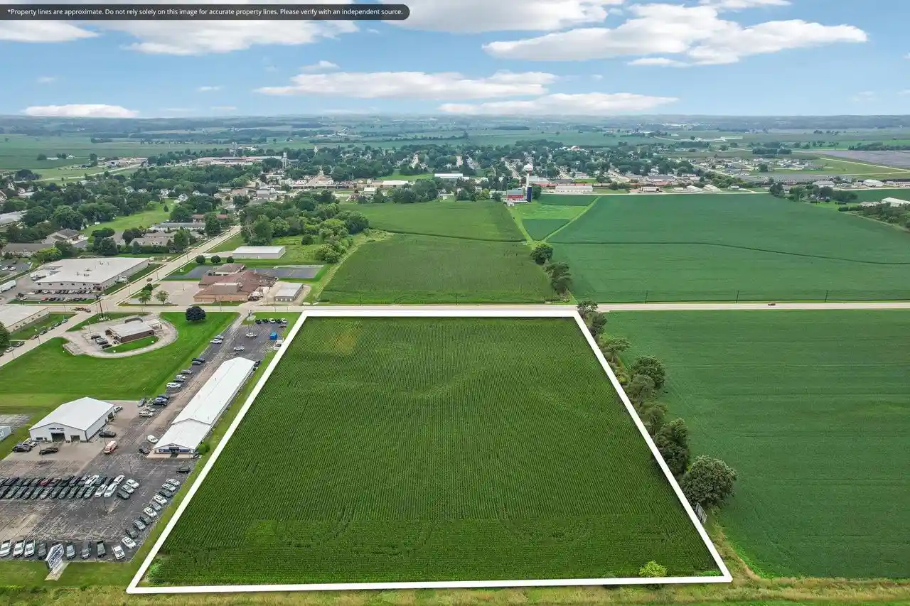 5th image of 950 East Avenue Avenue, Lomira, WI 53048 | MLS# 2031557