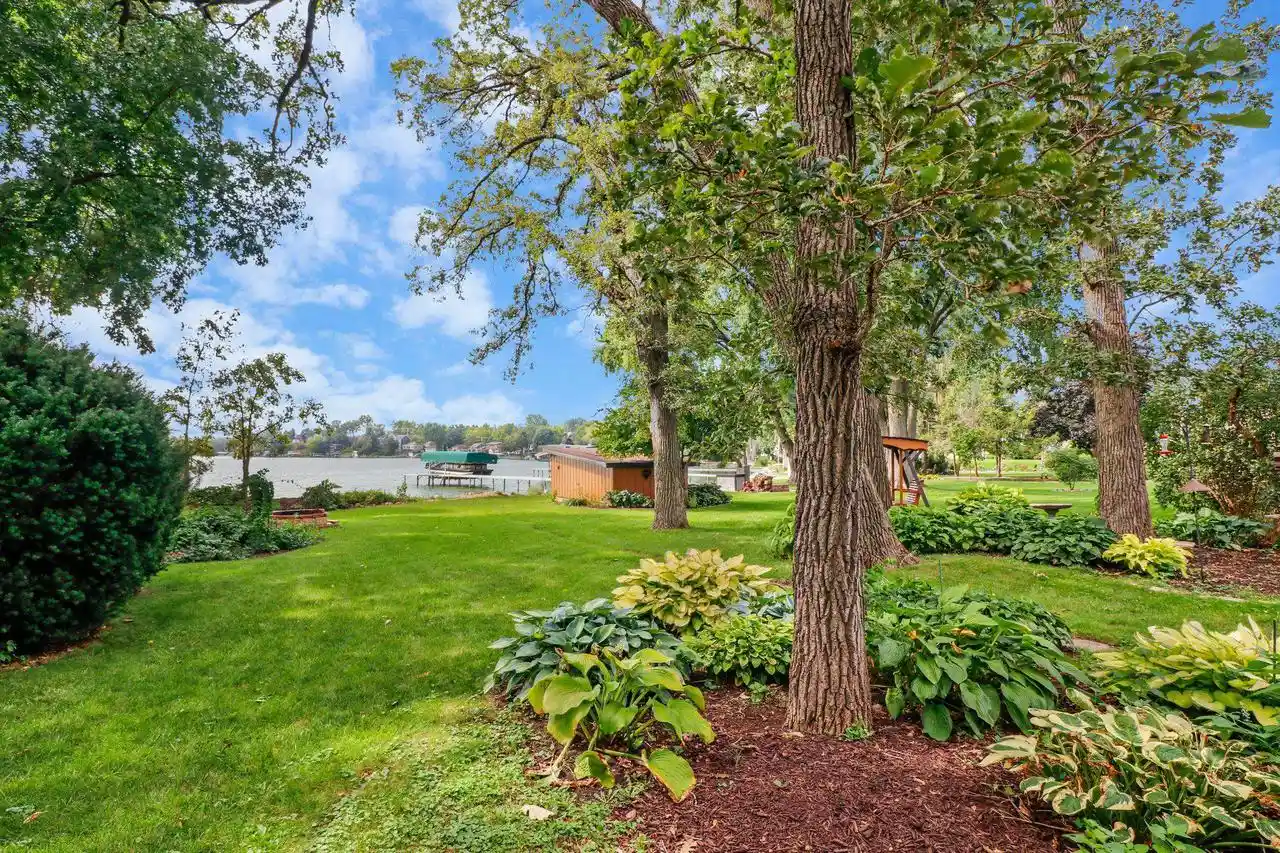 Photo 3 of Single family home for sale at 2148 Colladay Point Dr, Stoughton, WI 53589 | MLS# 2031561 | Listing updated on 2026-09-10