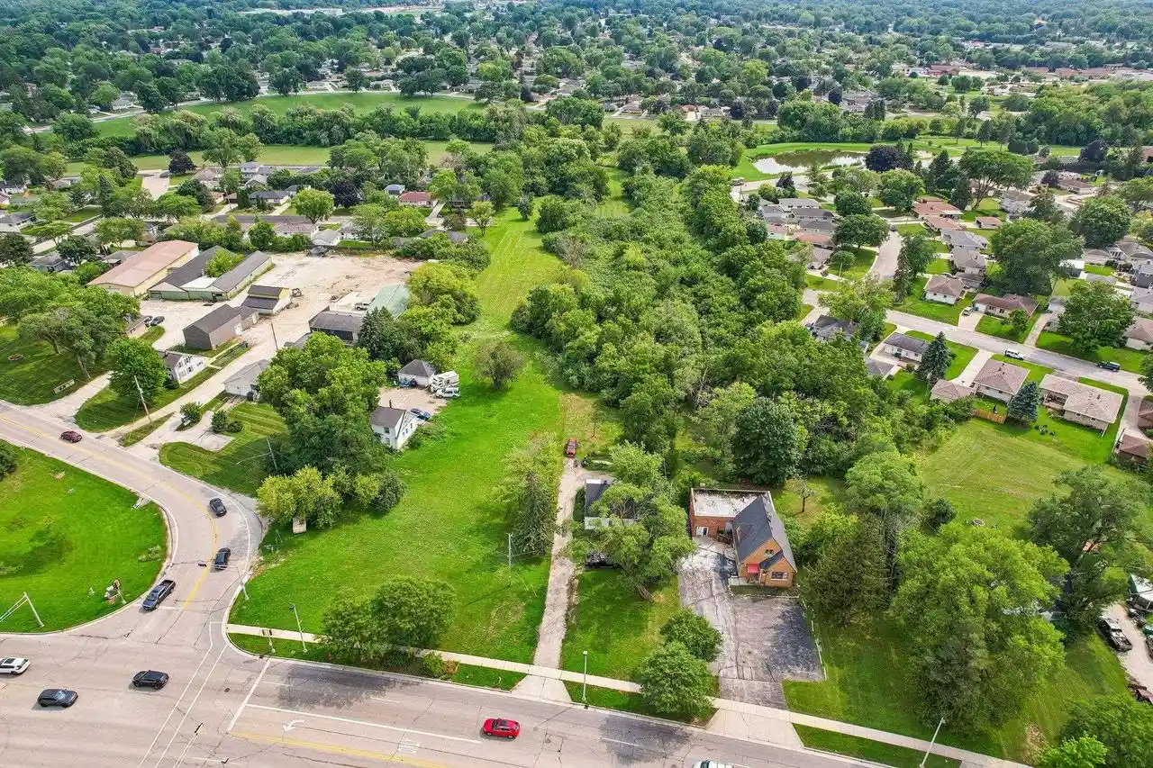 Photo 4 of Land for sale at 727 Acres Main Street Street, Menomonee Falls, WI 53051 | MLS# 2031566 | Listing updated on 2026-09-14