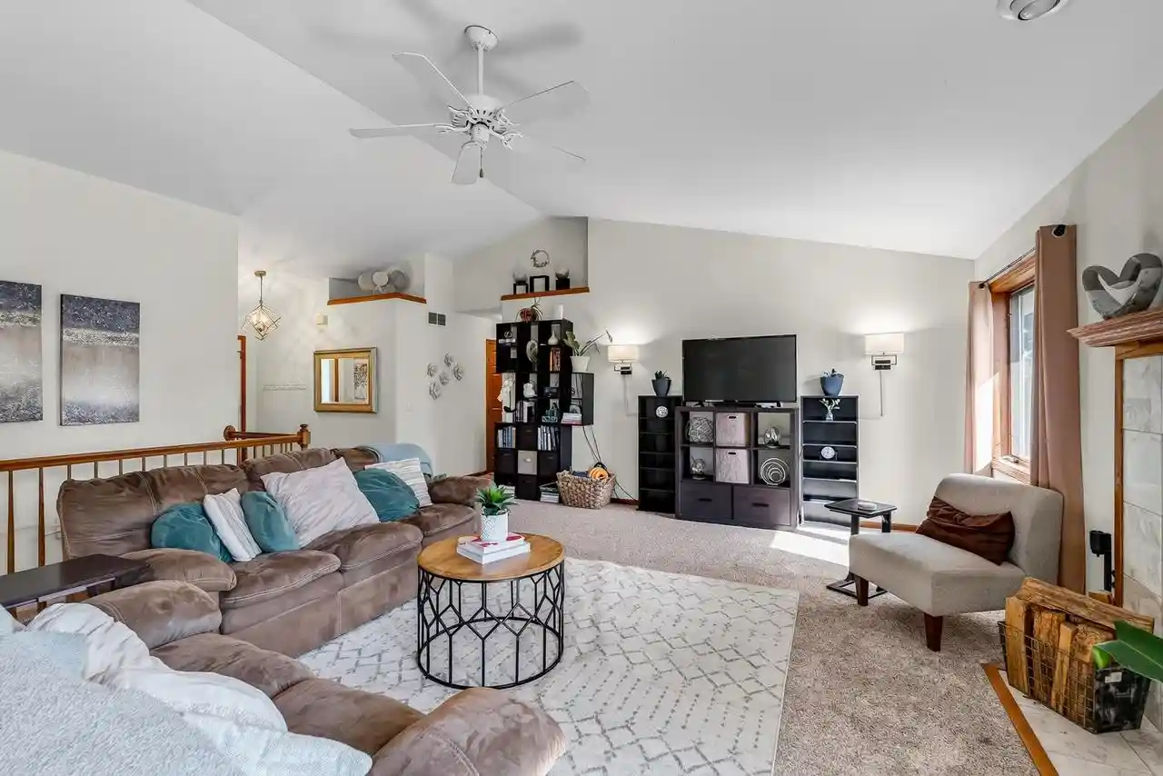 Photo 4 of Single family home for sale at 1357 Overlook Pass Pass, Sun Prairie, WI 53590 | MLS# 2031568 | Listing updated on 2026-09-02