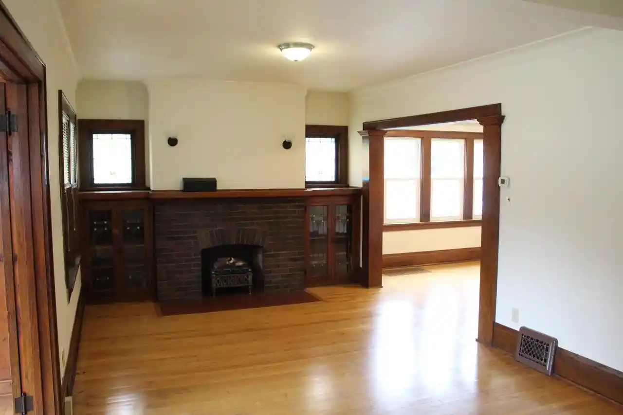 Photo 3 of Single family home for sale at 4319 S Quincy Ave, Milwaukee, WI 53207 | MLS# 1978331 | Listing updated on 2026-09-12