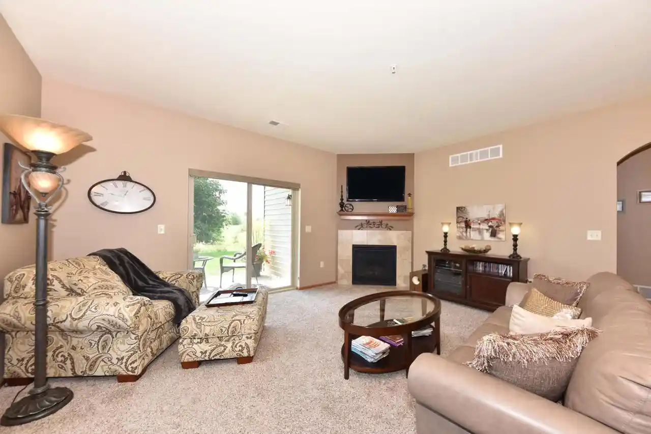 Photo 4 of Condo for sale at 1800 New Port Vista Dr Dr, Grafton, WI 53024 | MLS# 1978332 | Listing updated on 2026-10-02