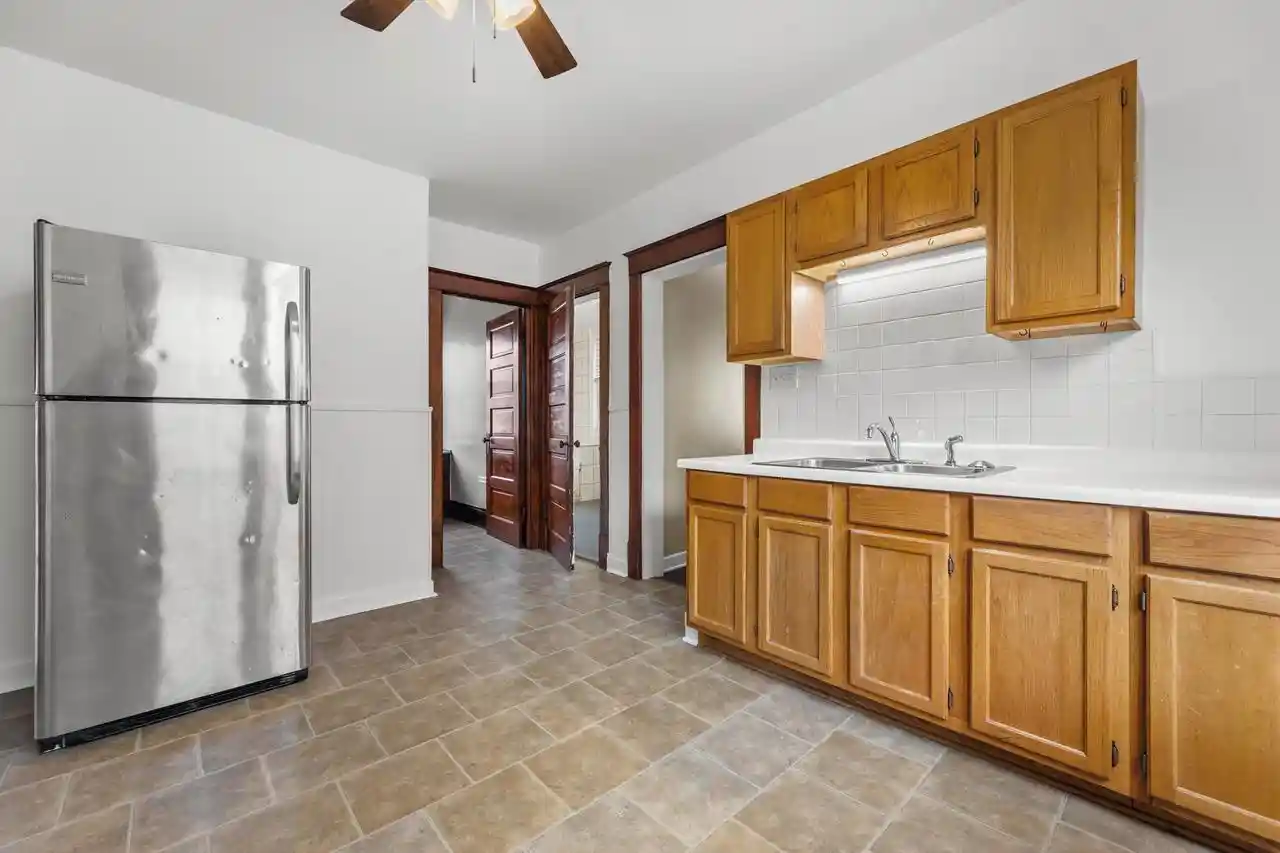 Listing Photo 5 - Condo for sale in building located at 1742 N Pulaski St, Milwaukee, WI 53202 - Unit #1744