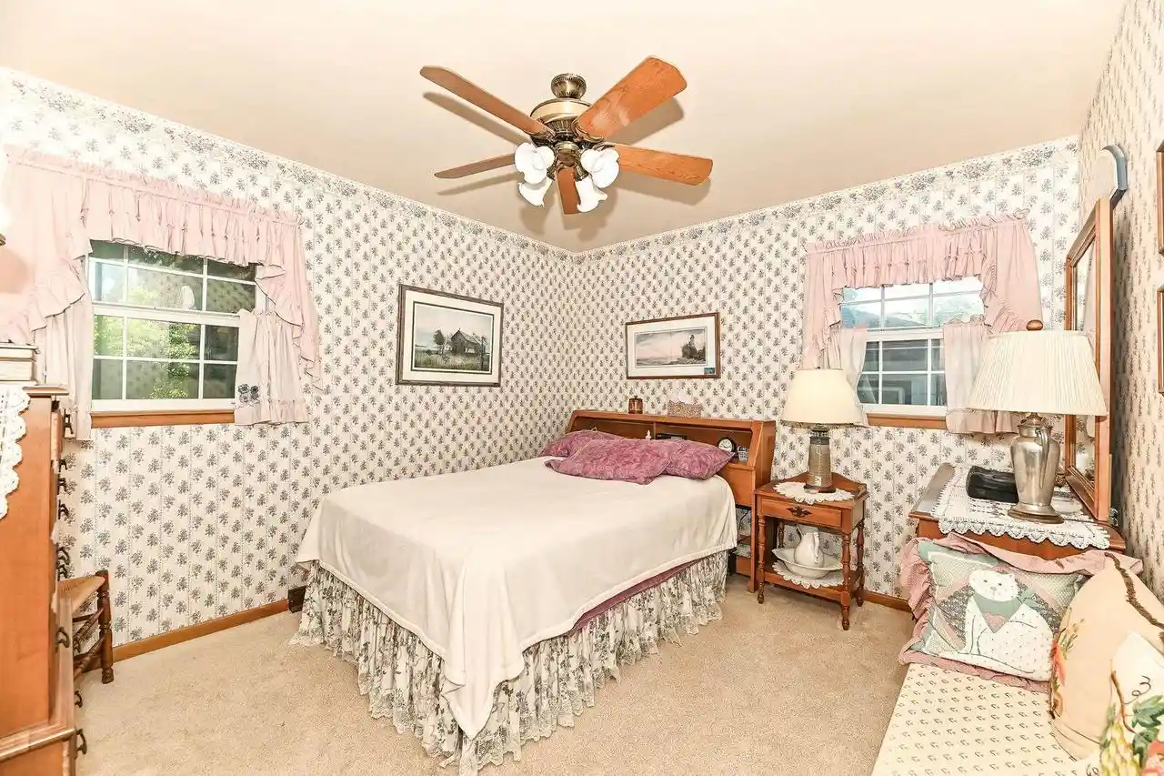 Photo 3 of Sale Pending at 809 Mackinac Avenue Avenue, South Milwaukee, WI 53172 | MLS# 1978340 | Listing updated on 2026-09-01