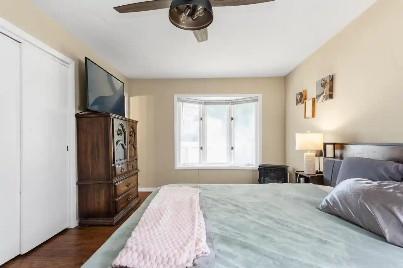 Photo 4 of Single family home for sale at 891 E Daffodil Lane Lane, Beloit, WI 53511 | MLS# 1978341 | Listing updated on 2026-09-16