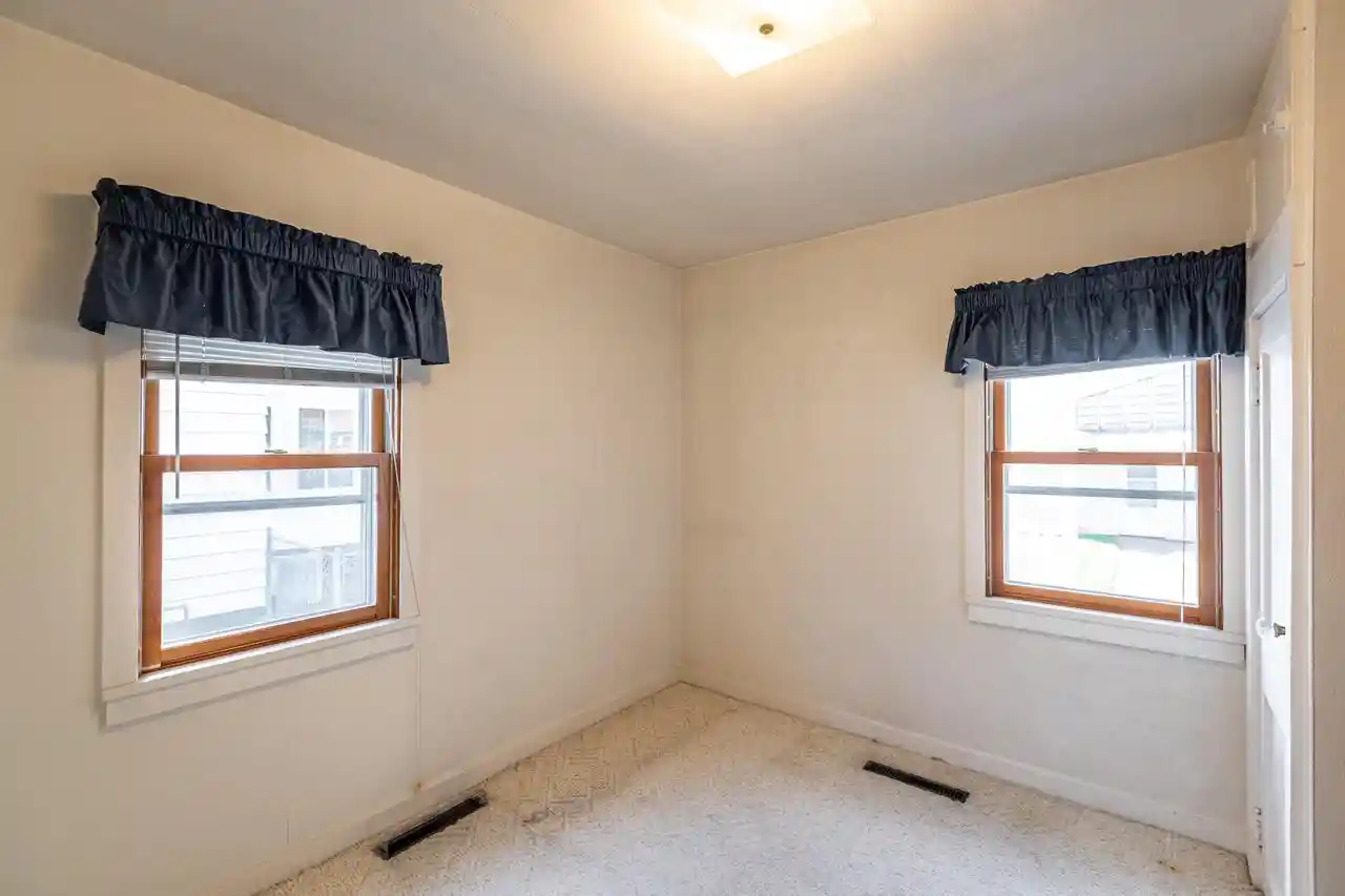 Photo 2 of Sale Pending at 1814 19th Street S Street S, La Crosse, WI 54601 | MLS# 1978343 | Listing updated on 2026-09-03
