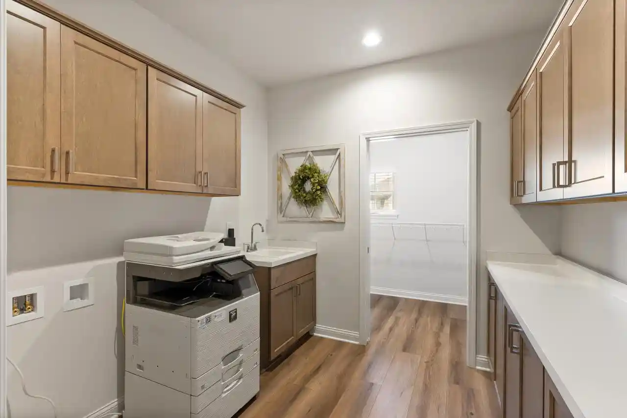 Listing Photo 5 - Condo for sale in building located at 178 Lahinch Loop Loop, North Prairie, WI 53153 - Unit #60