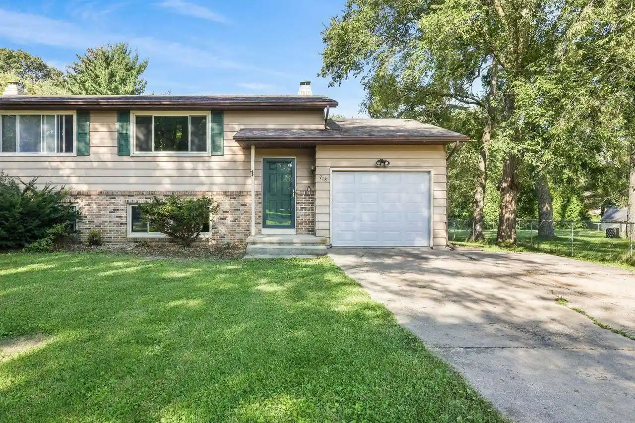 Photo 1 of Single family home for sale at 718 Bickley Court Court, Stoughton, WI 53589 | MLS# 2031585 | Listing updated on 2026-09-18
