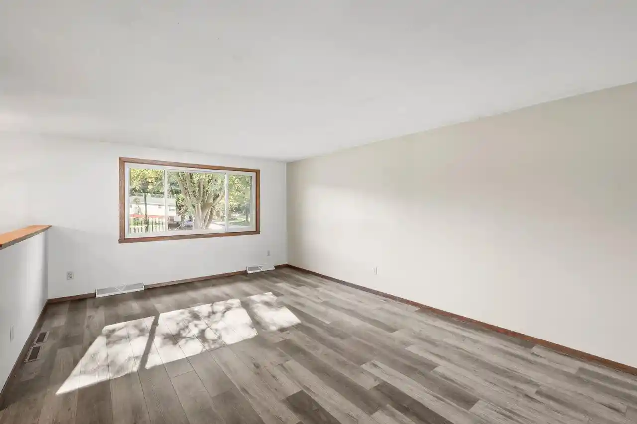 Photo 2 of Single family home for sale at 718 Bickley Court Court, Stoughton, WI 53589 | MLS# 2031585 | Listing updated on 2026-09-18