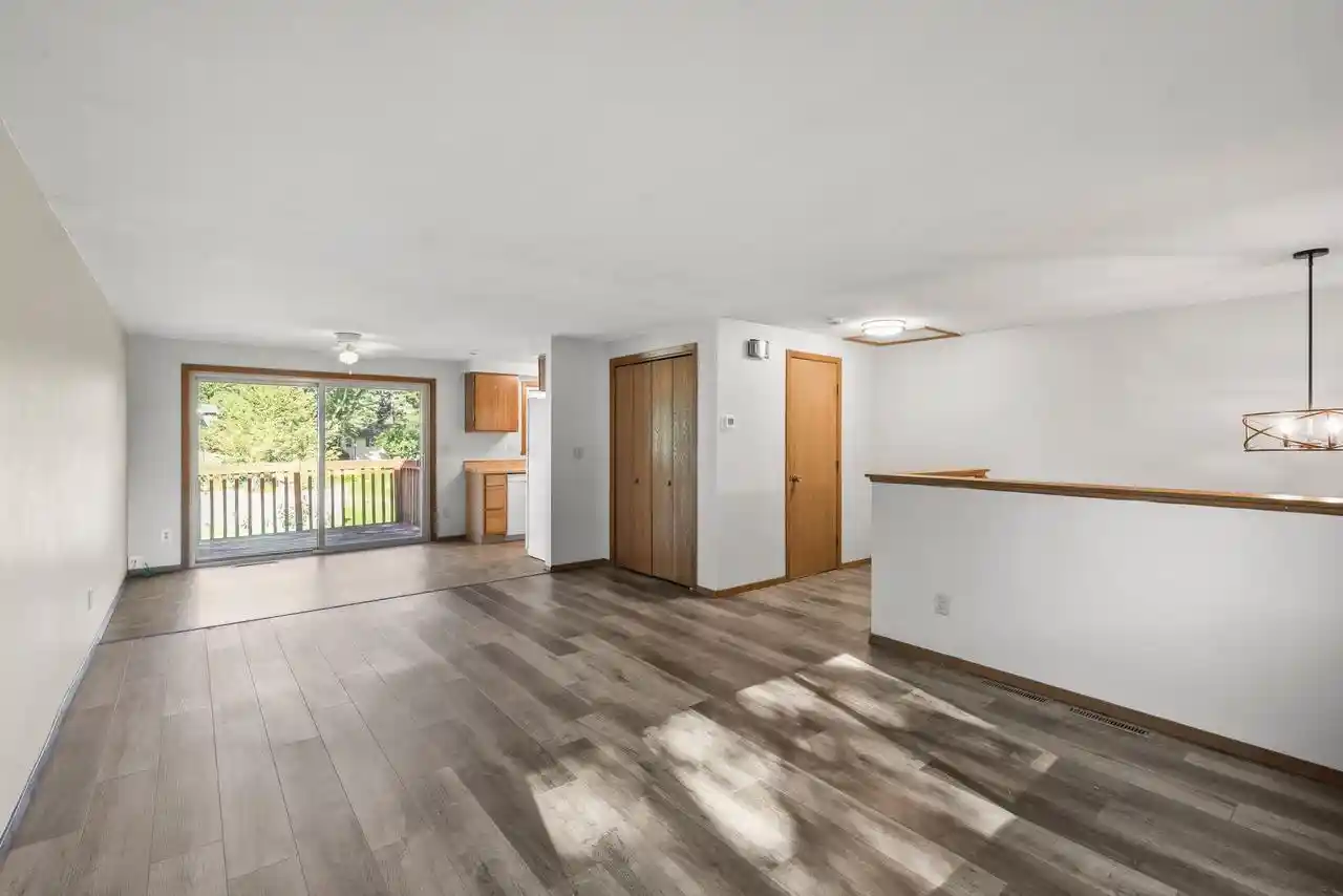 Photo 3 of Single family home for sale at 718 Bickley Court Court, Stoughton, WI 53589 | MLS# 2031585 | Listing updated on 2026-09-18