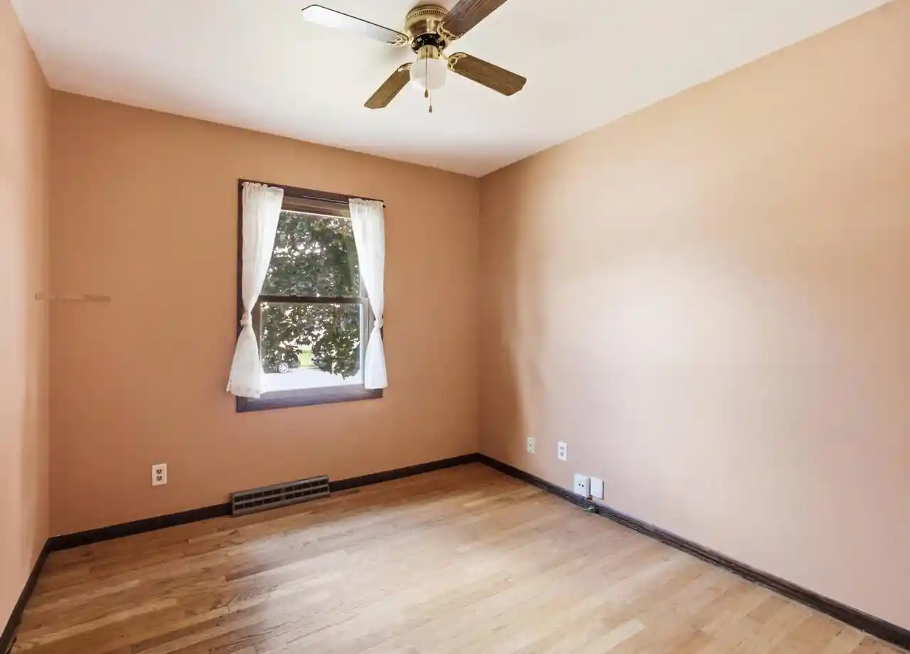 Photo 4 of Single family home for sale at 1367 Balsam Pl Pl, West Bend, WI 53095 | MLS# 1978362 | Listing updated on 2026-10-07