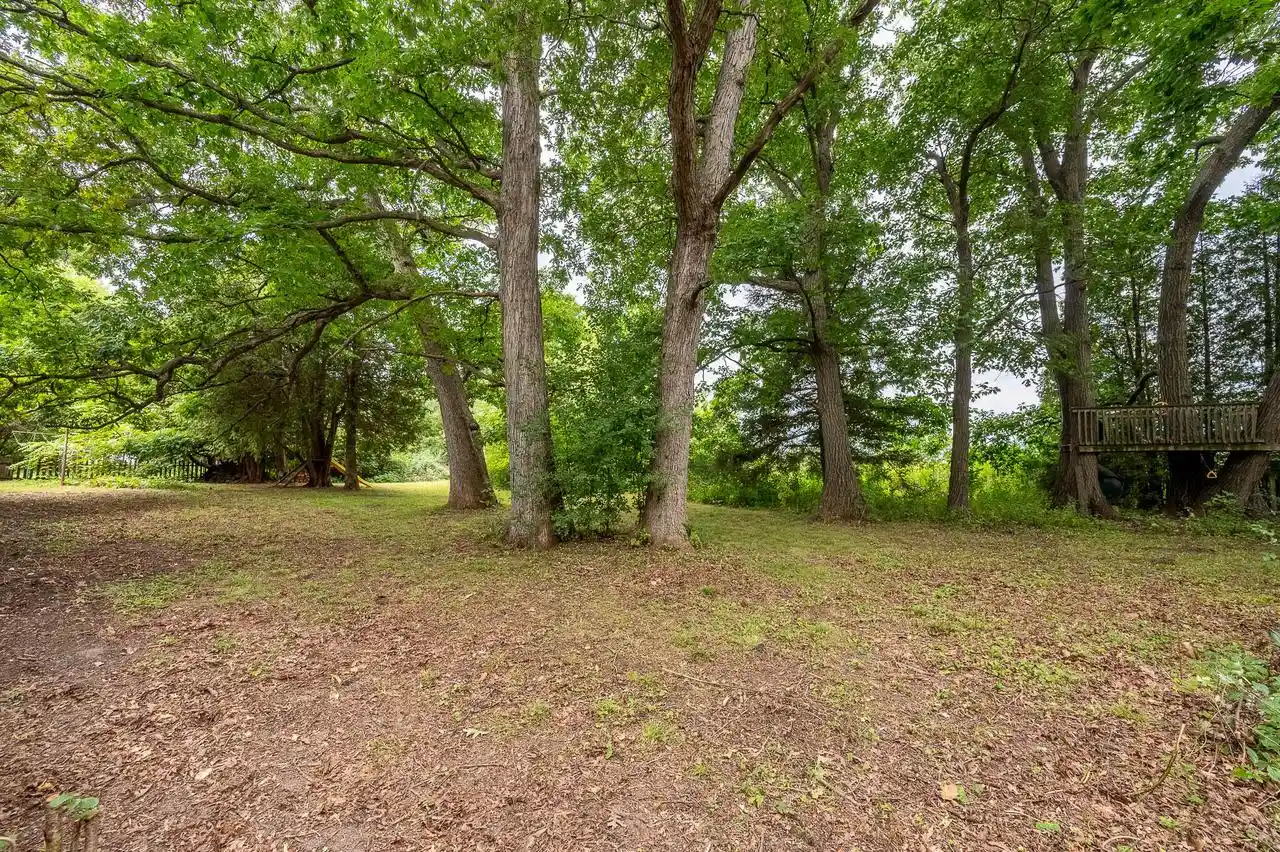 Photo 9 of Single family home for sale at W4436 Hwy 11, Elkhorn, WI 53121 | MLS# 1978363 | Listing updated on 2026-09-11
